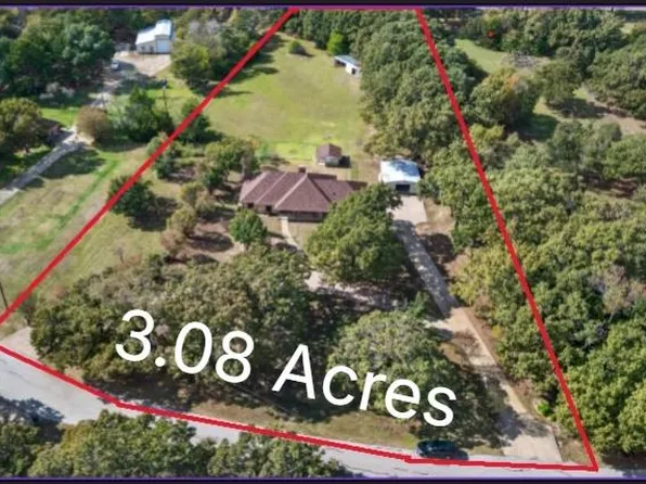 8009 Wood Ln, Terrell, TX 75160