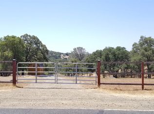 7107 Cane Ln, Valley Springs, CA 95252