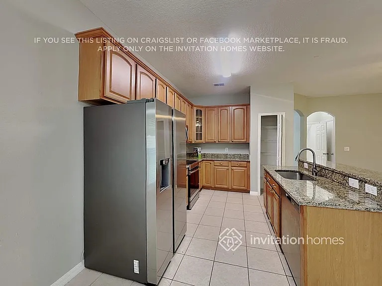 101 Calabria Springs Cv — Photo 14