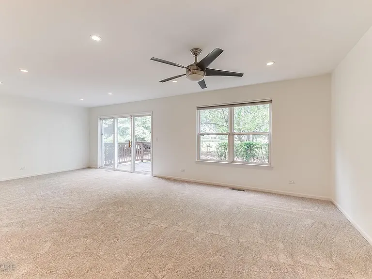 3220 Cool Springs Ct — Photo 16