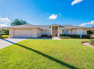 573 Hunters Run Blvd, Lakeland, FL 33809