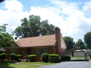 102 Wintergreen Ave, Clifton Forge, VA 24422