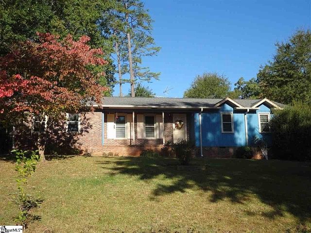 1st image of 8 Boykins Ct