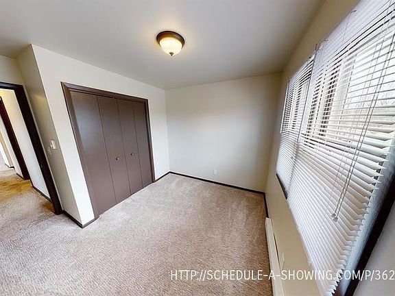 4th image of 406 E Park St #19