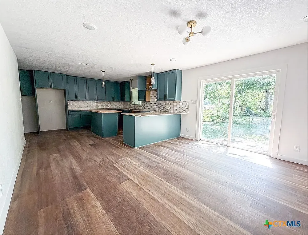 707 S 34TH ST — Photo 2
