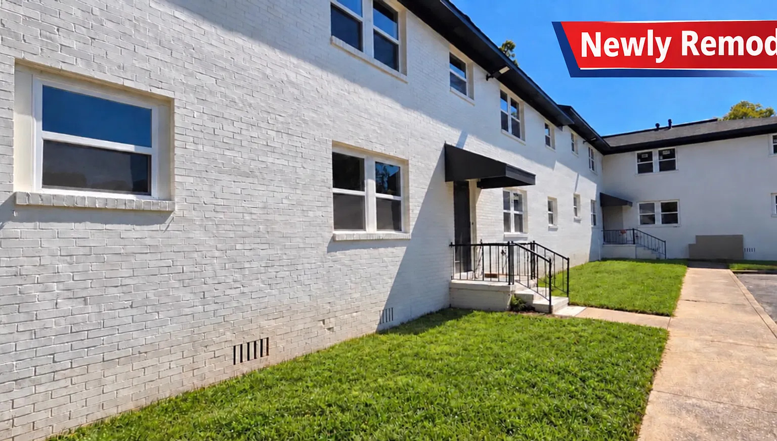 Freshly Remodeled 2-Bedroom Apartments in Birmingham — Photo 1