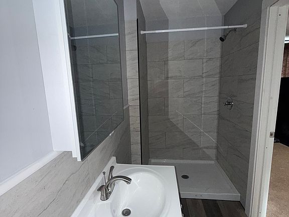 2nd image of 2006 North St APT 1-A