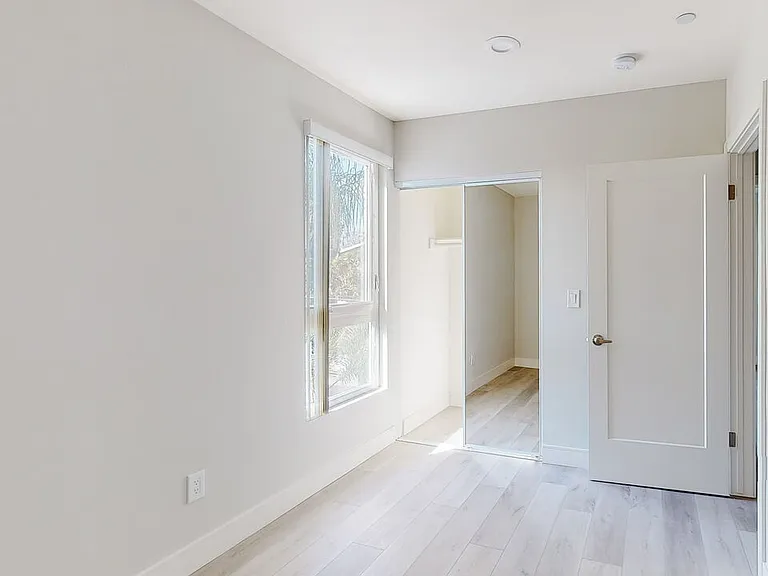 237 Rosemont Ave — Photo 24
