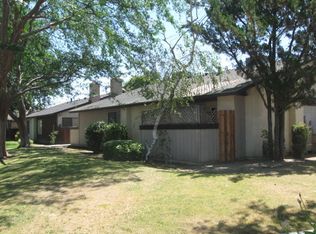 7000 N Half Moon Dr #A-D, Bakersfield, CA