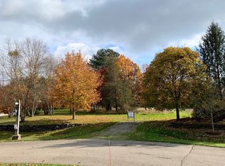 8095 Towering Pnes, Clarkston, MI 48348