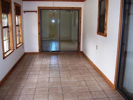 4th image of 308 Cuero Pl
