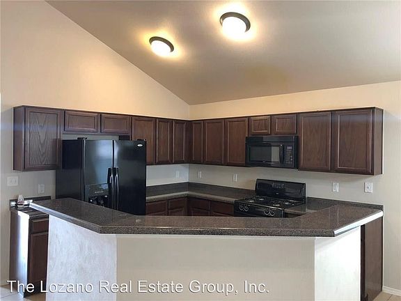 4th image of 13343 Candace Ln