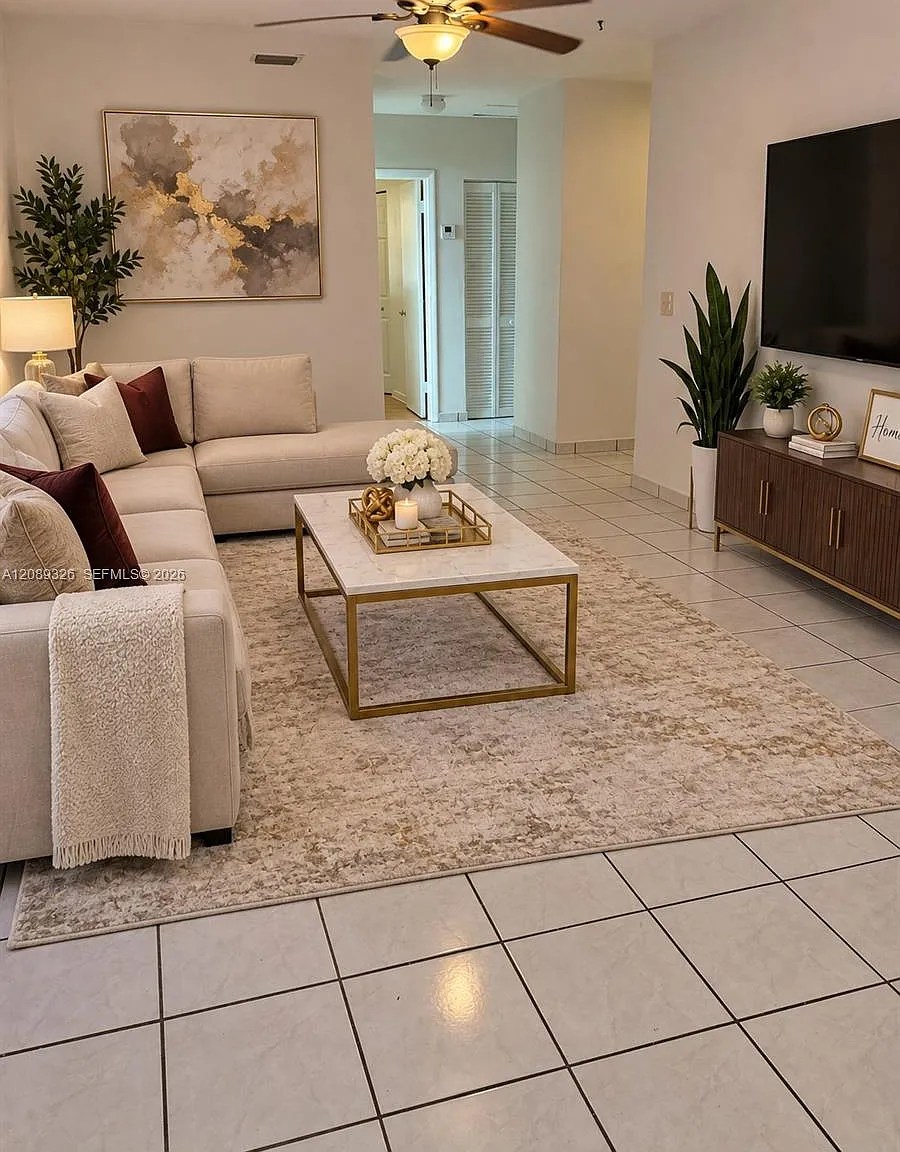Carol City Corr Pl Of — Photo 1