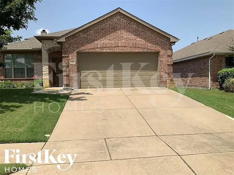 13221 Settlers Trl — Photo 1