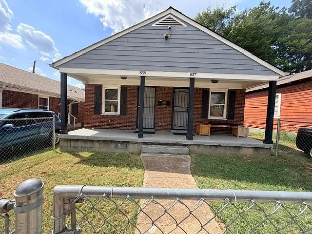 859 Josephine St