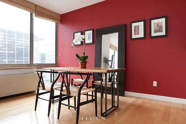 Rented by Town Residential | media 2