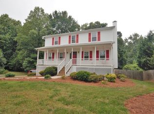 6524 Rollingwood Dr, Clemmons, NC 27012