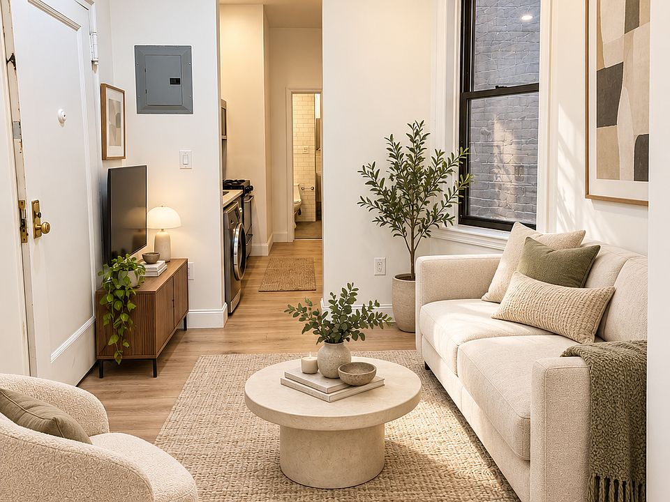 1 bed · 1 bath in East Village, Manhattan