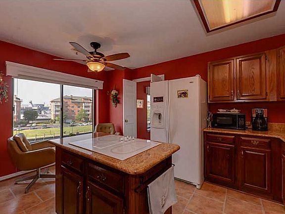 3rd image of 255 College Cross APT 62