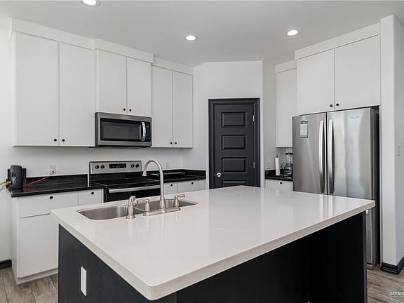 5th image of 9738 Hawk Dr W