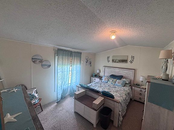 2nd image of 50 Margaret Dr