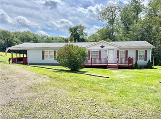 2100 Frankfort Rd, New Cumberland, WV 26047
