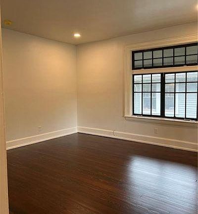 5th image of 1939 S Carrollton Ave #B