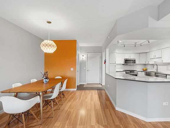 5th image of 5155 Madison St #508