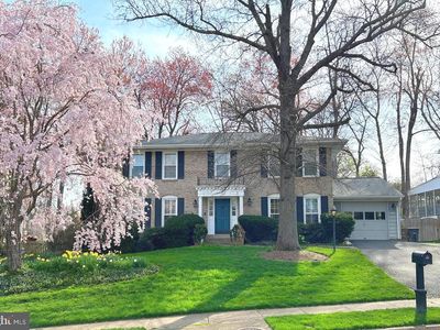 1923 Freedom Ln, Falls Church, VA, 22043