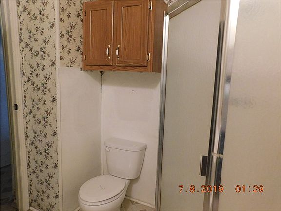 5th image of 165 Shadow Oak Dr