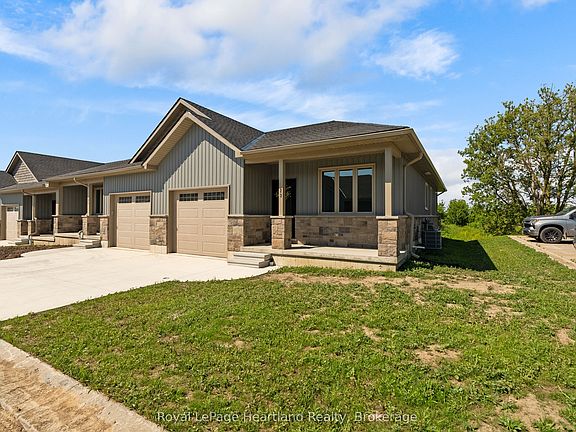 3rd image of 23 Silver Creek Rd