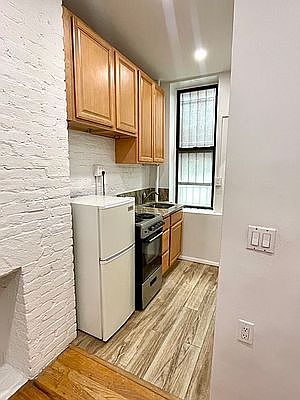 1st image of 413 E 9th St #9B