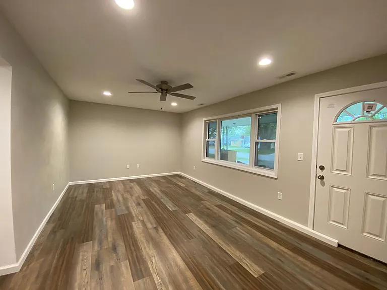 511 Joy Dr — Photo 13