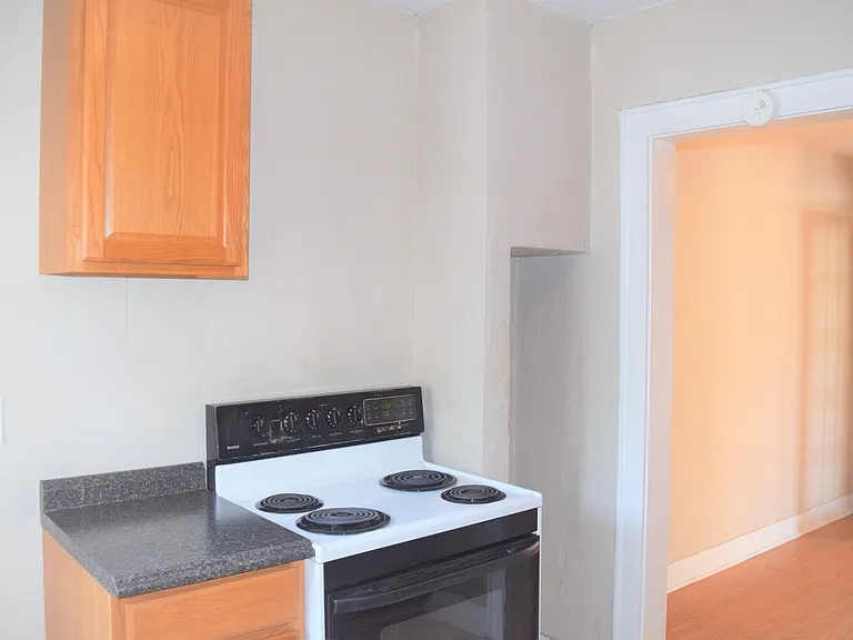 1020 NE 18th St — Photo 6