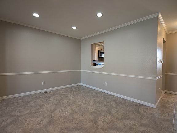 3rd image of 430 N 470th St W APT 27