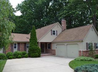 6005 Denton Ct, Springfield, VA 22152