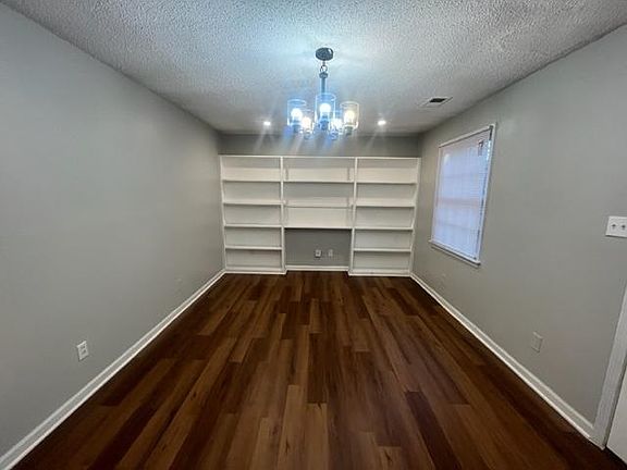 5th image of 3998 E Whitehaven Park Cir