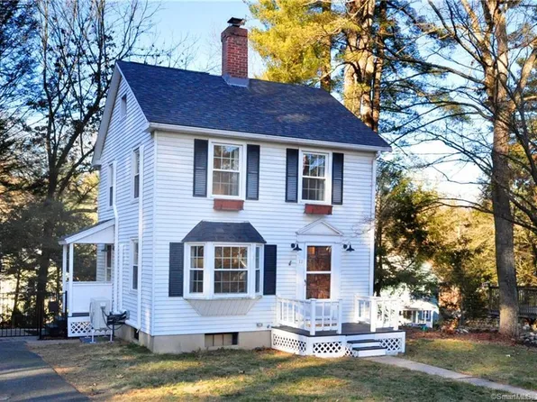 11 Woods Lane, Simsbury, CT 06070