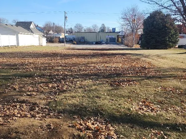 108 N Washington St, Conrad, IA 50621