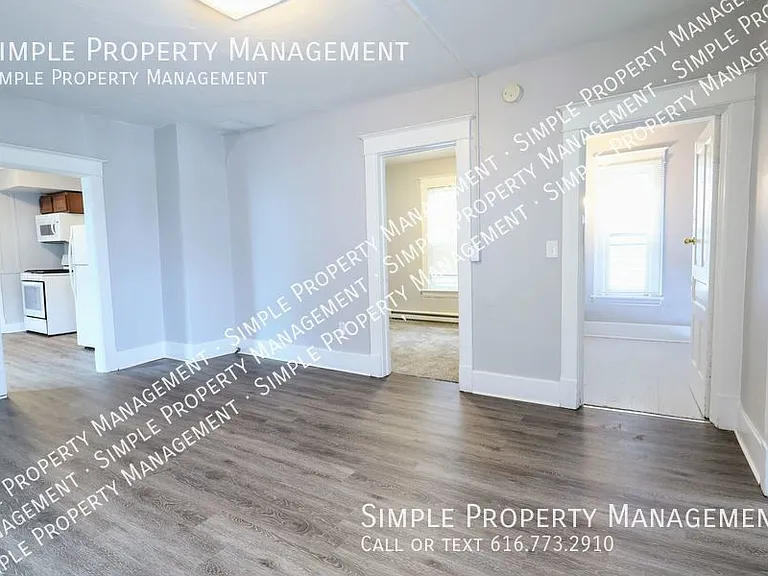 920 4th St NW #2 — Photo 4