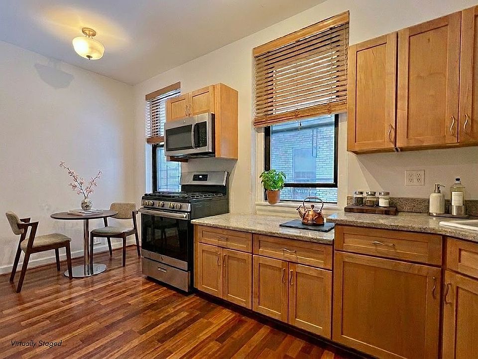 1st image of 2128 35th St APT 1G