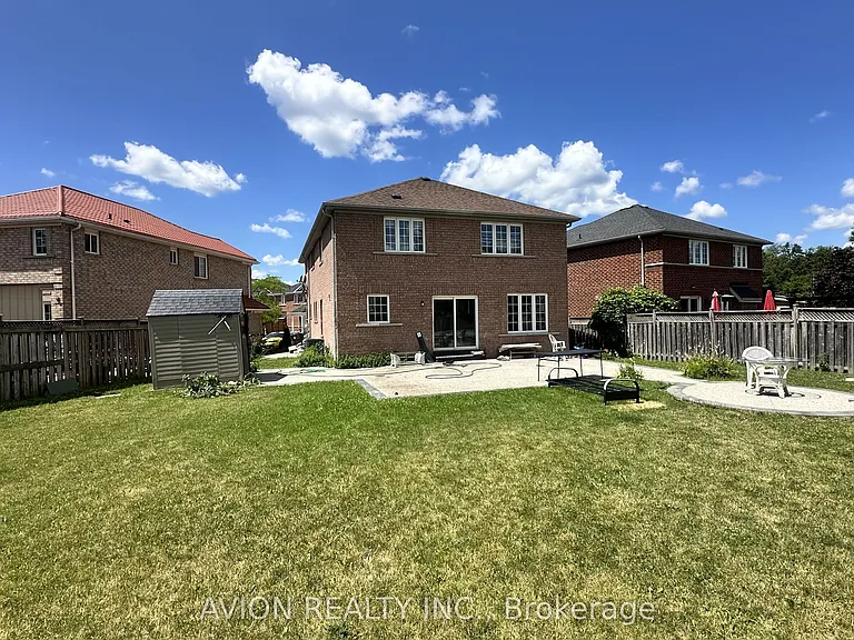 61 Crannyfield Dr — Photo 17
