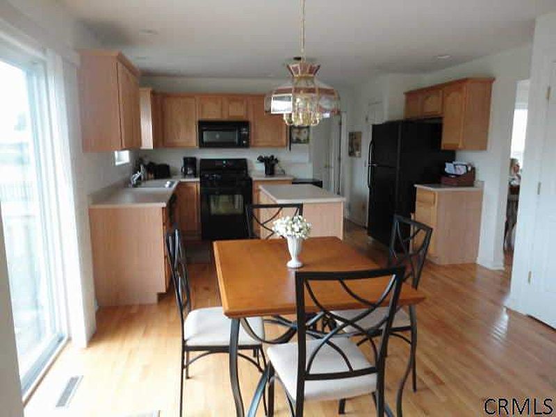 4th image of 6 SEQUOIA Drive