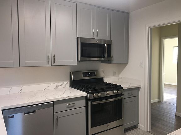 4th image of 1832 Anamor St