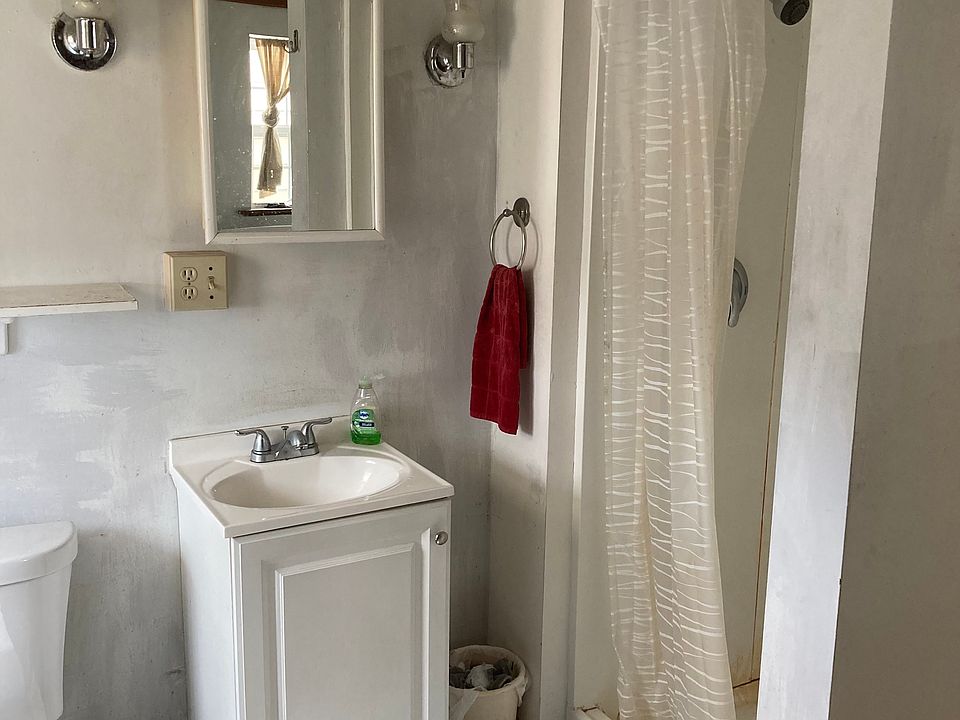 2nd image of 240 Ophelia St #2