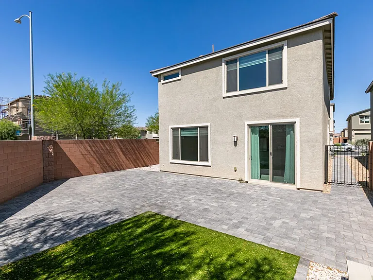 10303 Dallington St — Photo 47