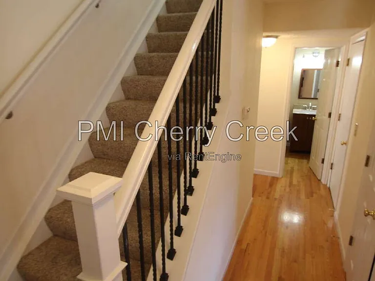 9800 Foxhill Cir — Photo 8