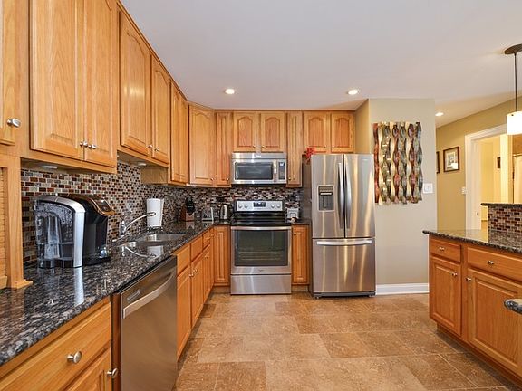 3rd image of 4250 Saratoga Ave APT 314
