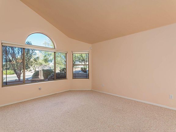 3rd image of 2210 E Bedrock Ln