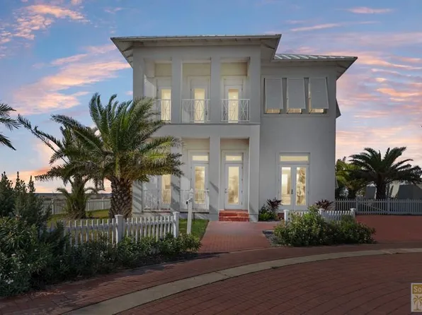 8201 Water St, South Padre Island, TX 78597